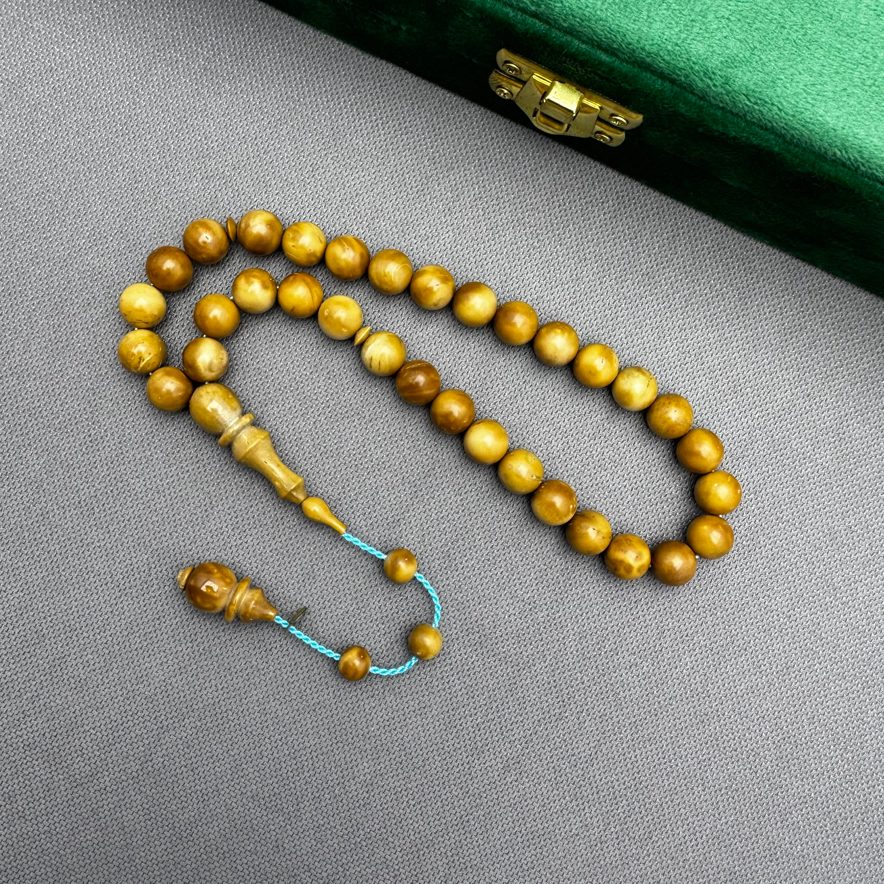 Dalgıç Usta İşçilikli Sistemli Püskül Küre Kesim Kuka Tespih